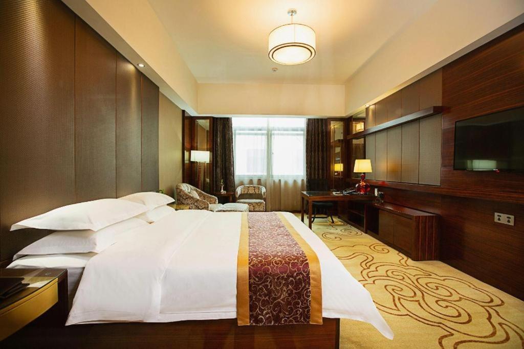 Zhengzhou Airport Hotel Exterior photo